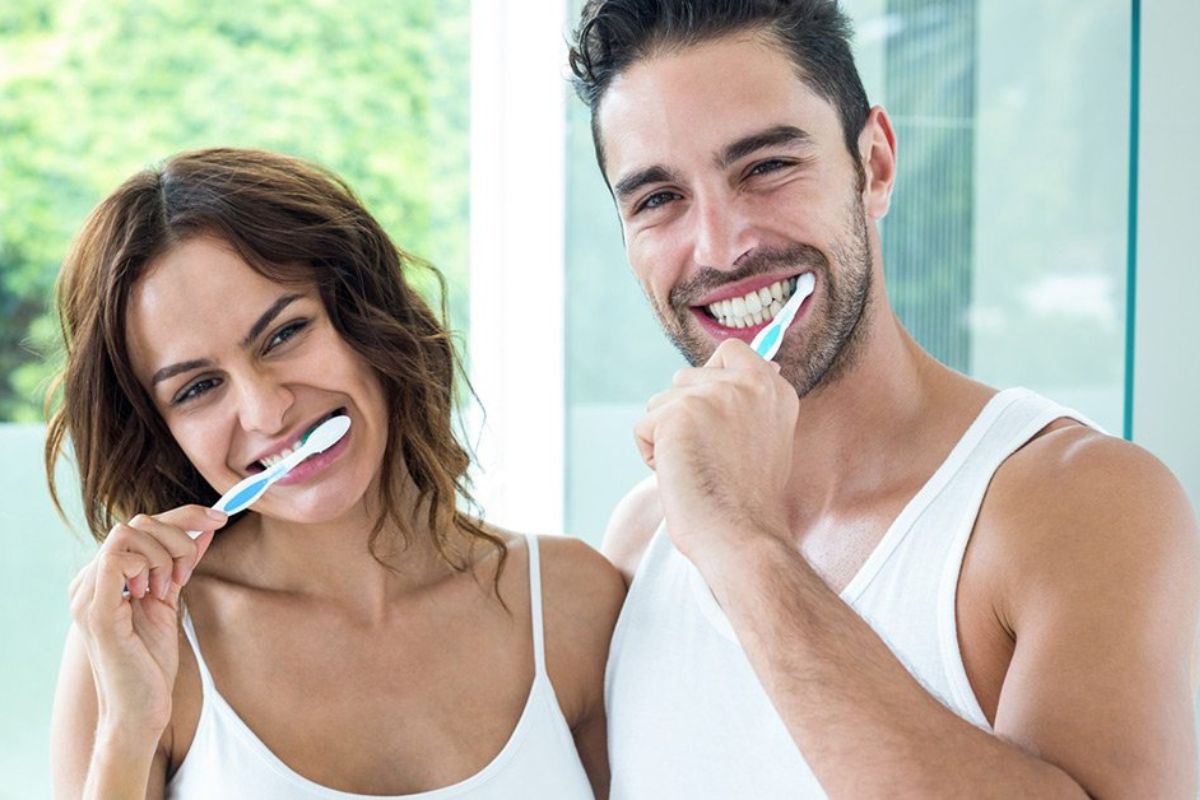 how frequently you should change your toothbrush